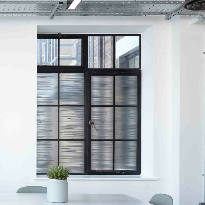 stickpretty_sheer_privacy_window_nmotion_slt.jpg stickpretty_sheer_privacy_window_nmotion_slt.jpg