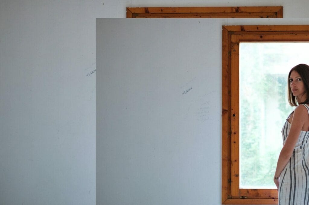 The Best Five Cheap and Effective Frosted Glass Alternatives