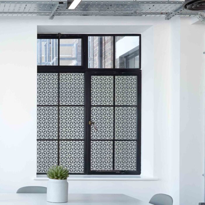 stickpretty_privacy_window_film_geo_flora_slt.jpg stickpretty_privacy_window_film_geo_flora_slt.jpg