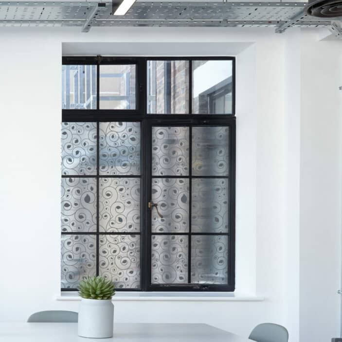 stickpretty_sheer_privacy_window_film_calla_slt.jpg stickpretty_sheer_privacy_window_film_calla_slt.jpg